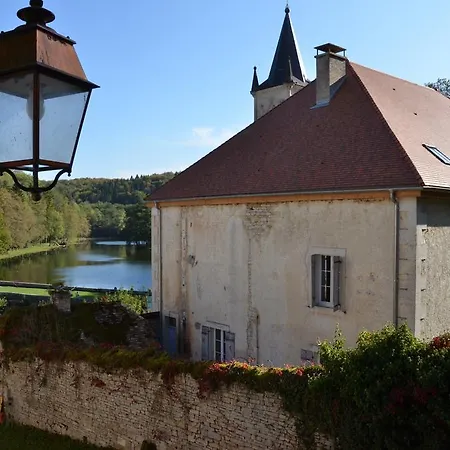 فندق مبيت وإفطار Gentilhommiere Eaux Bleues 3*