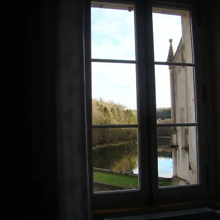 Gentilhommiere Eaux Bleues 3*