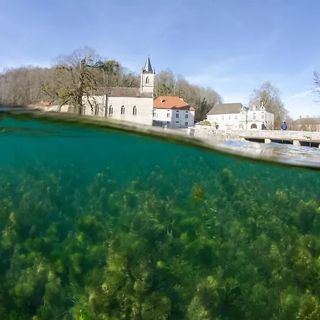فندق مبيت وإفطار Gentilhommiere Eaux Bleues