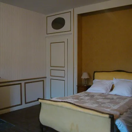 Gentilhommiere Eaux Bleues Ecot-la Combe